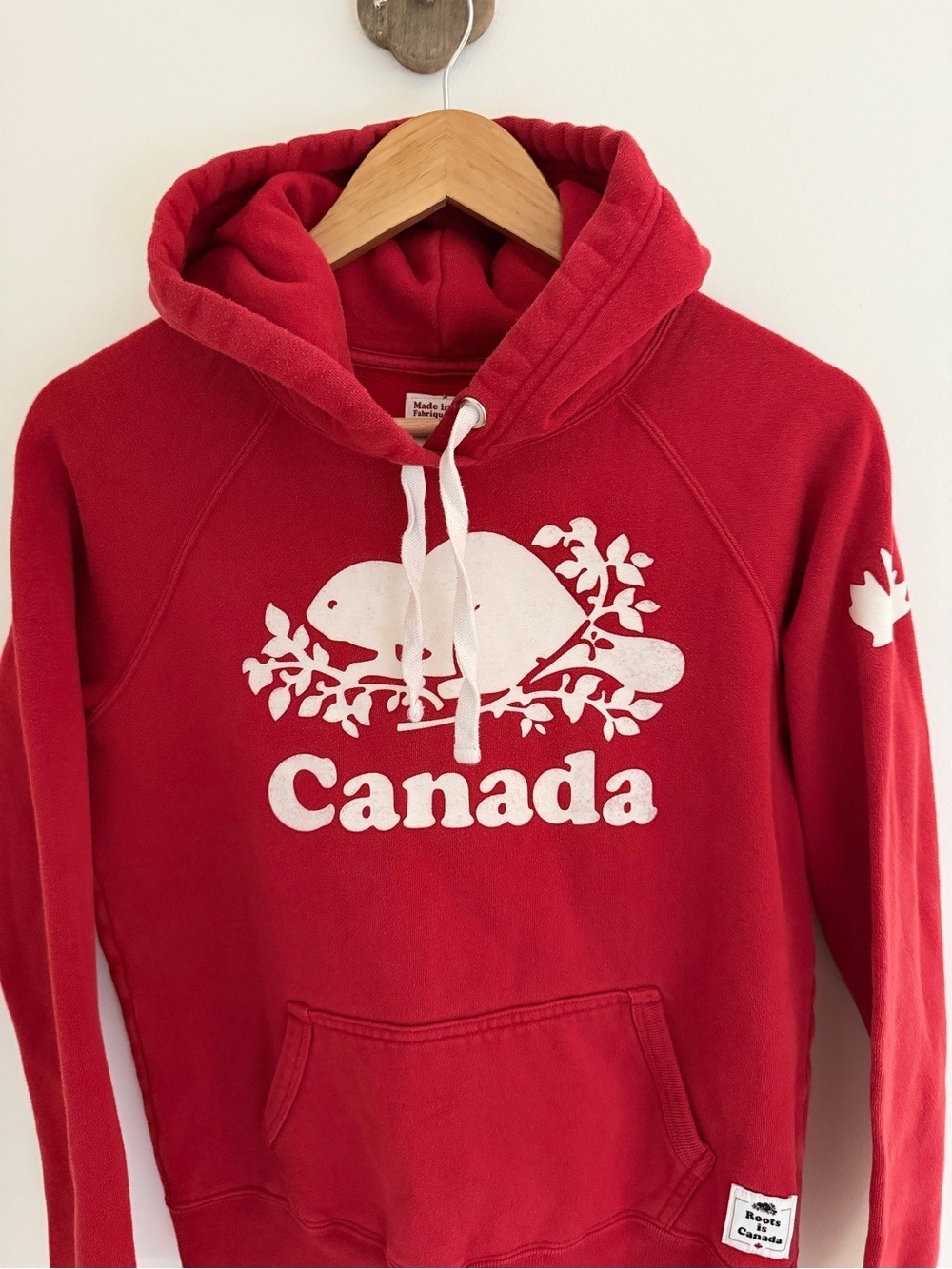 Roots Canada Beaver Graphic Hoodie Red Made in Canada XS - Picture 2 of 10